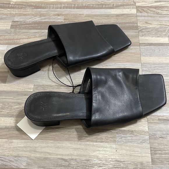 COPY - NWT H&M Size 9.5 Black Square toe sandal slide heels - Picture 5 of 5